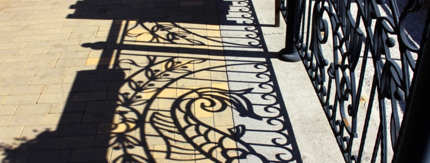 image of fence created by waterjet cutting for custom metalwork